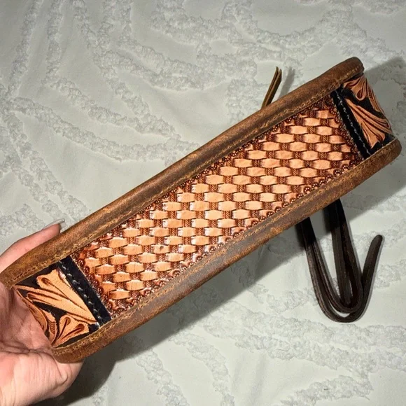 Cowhide Saddle Bag with Brown Leather Trim - Picture 6 of 6